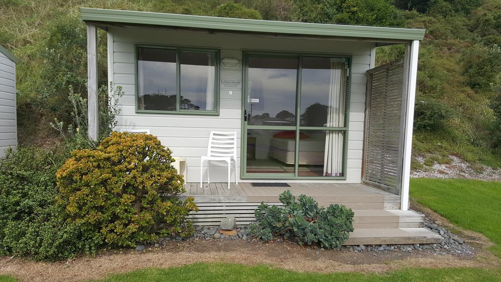 Port Waikato Holiday Park Exterior photo